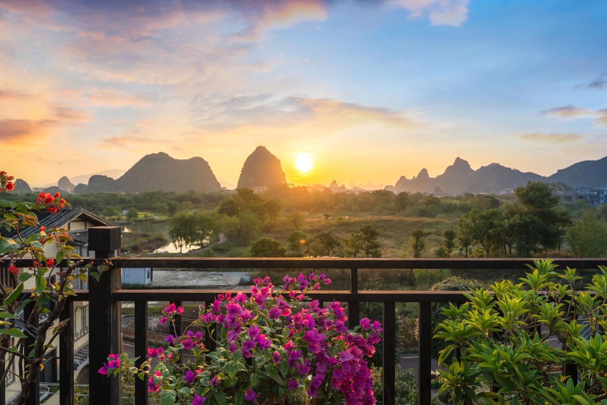 Guilin Village Creek Inn-Free Private Car Pick Up Station Stay 3 Nights Eksteriør bilde